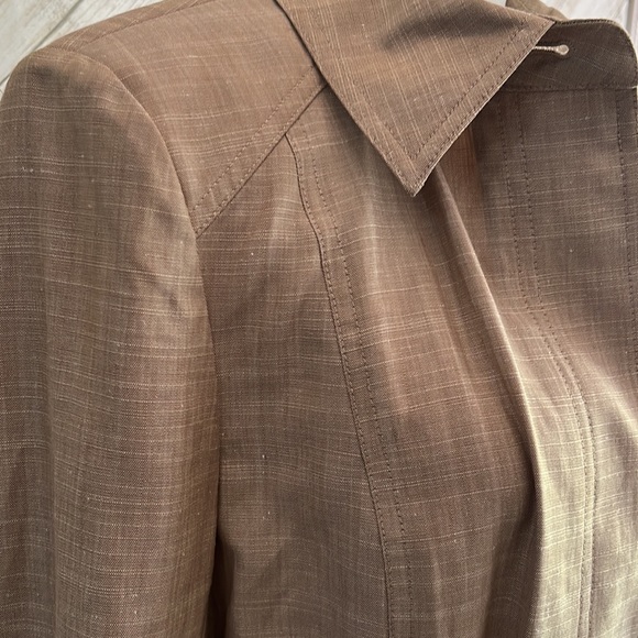 Ellen Tracy, silk/linen/virgin wool blend jacket/blazer with belt, 8 - Picture 9 of 13